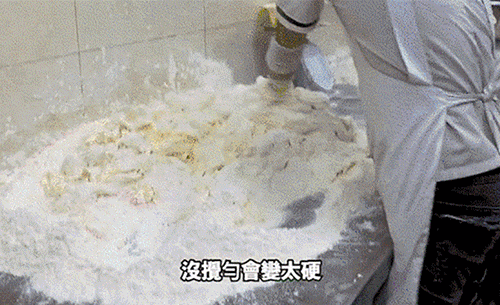 1760513126999164.gif